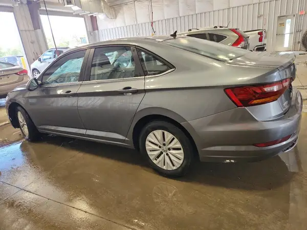 3VWC57BU2KM137820 2019 VOLKSWAGEN JETTA - Image 2