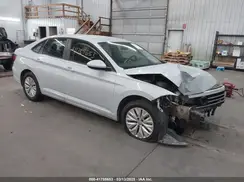 3VWC57BU2KM145710 2019 VOLKSWAGEN JETTA