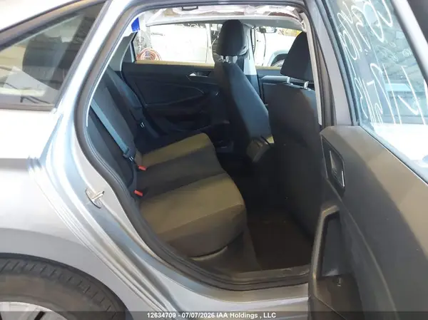 3VWC57BU2KM175113 2019 VOLKSWAGEN JETTA - Image 8