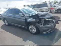 3VWC57BU2KM179260 2019 VOLKSWAGEN JETTA