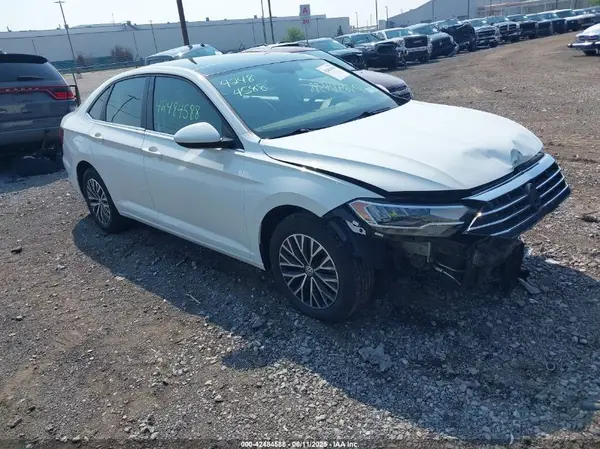 3VWC57BU2KM182045 2019 VOLKSWAGEN JETTA - Image 1