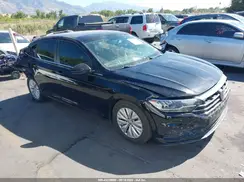 3VWC57BU2KM183986 2019 VOLKSWAGEN JETTA