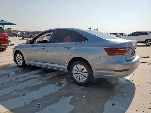 3VWC57BU2KM195300 2019 VOLKSWAGEN JETTA - Image 2