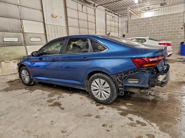 3VWC57BU2KM204786 2019 VOLKSWAGEN JETTA - Image 2