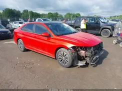 3VWC57BU2KM211642 2019 VOLKSWAGEN JETTA