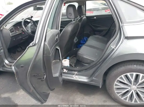 3VWC57BU2KM224231 2019 VOLKSWAGEN JETTA - Image 8
