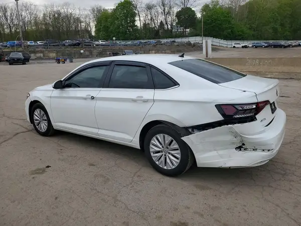 3VWC57BU2KM226450 2019 VOLKSWAGEN JETTA - Image 2