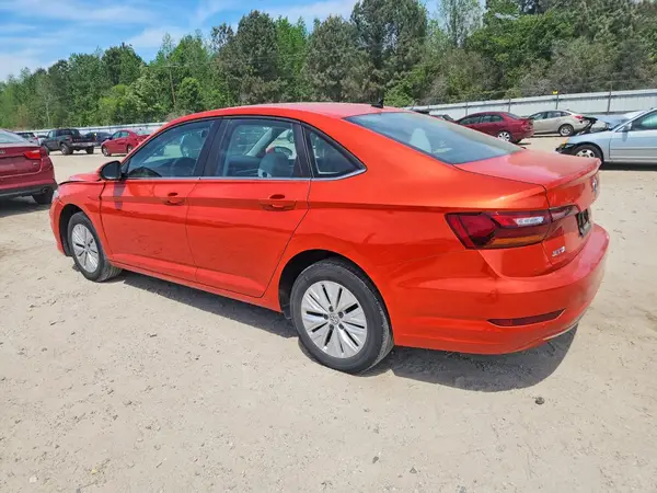 3VWC57BU2KM232863 2019 VOLKSWAGEN JETTA - Image 2