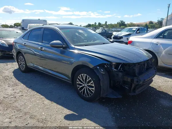 3VWC57BU2LM085932 2020 VOLKSWAGEN JETTA - Image 1