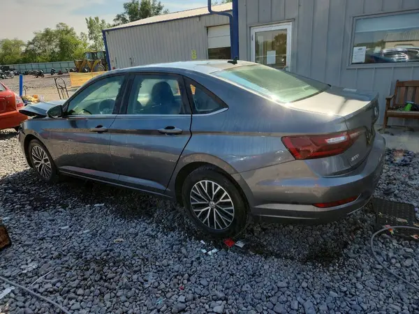 3VWC57BU2MM025960 2021 VOLKSWAGEN JETTA - Image 2