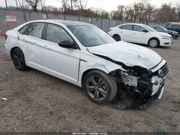 3VWC57BU2MM095989 2021 VOLKSWAGEN JETTA - Image 1