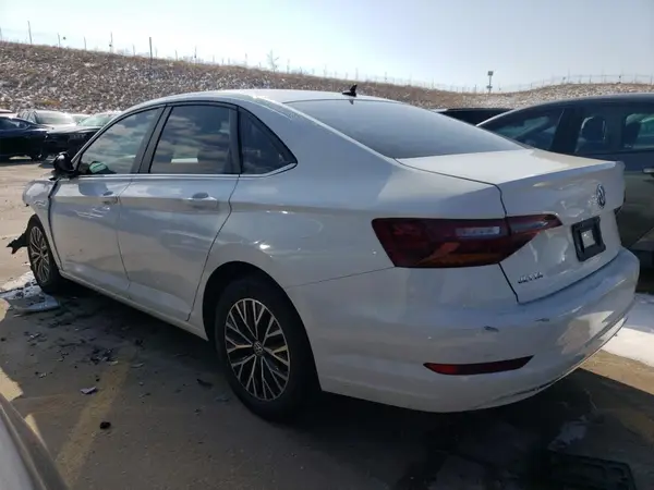 3VWC57BU3KM037208 2019 VOLKSWAGEN JETTA - Image 2