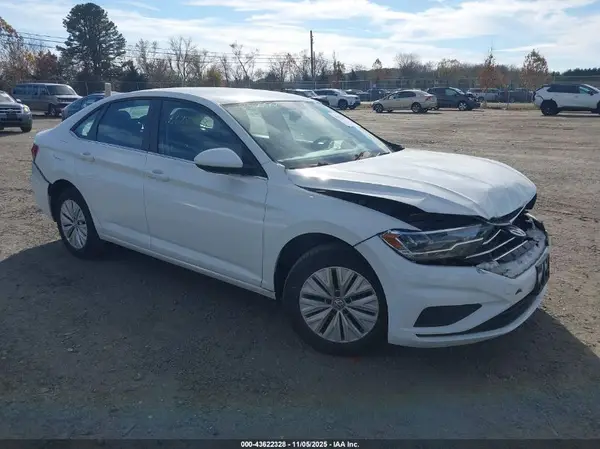 3VWC57BU3KM076090 2019 VOLKSWAGEN JETTA - Image 1