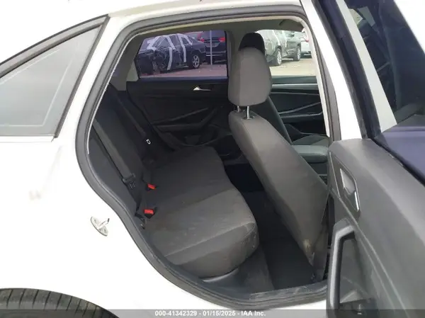3VWC57BU3KM079782 2019 VOLKSWAGEN JETTA - Image 8