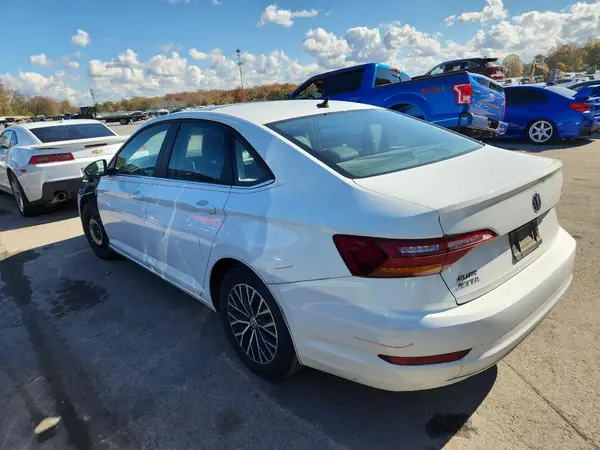 3VWC57BU3KM098722 2019 VOLKSWAGEN JETTA - Image 2