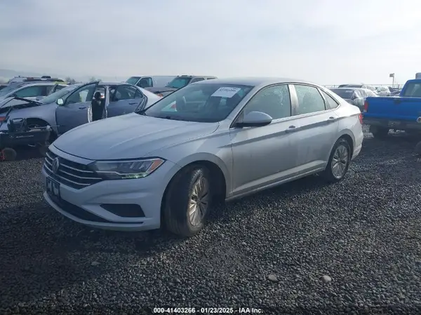 3VWC57BU3KM124476 2019 VOLKSWAGEN JETTA - Image 2
