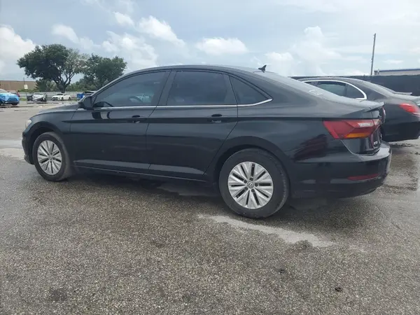 3VWC57BU3KM125742 2019 VOLKSWAGEN JETTA - Image 2
