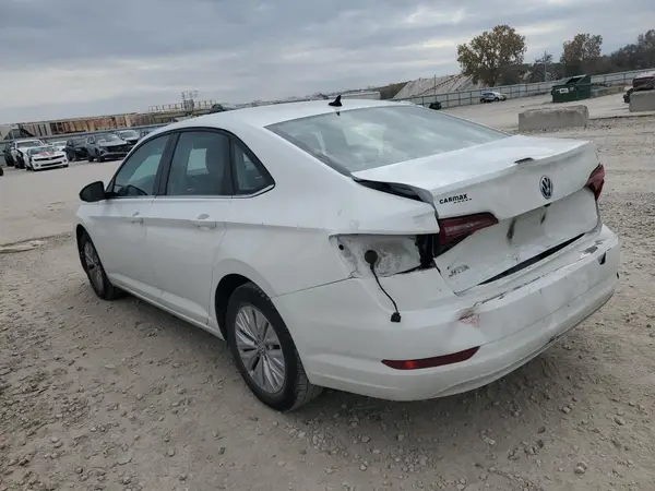 3VWC57BU3KM129676 2019 VOLKSWAGEN JETTA - Image 2