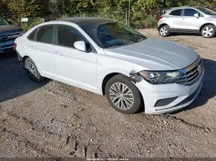 3VWC57BU3KM139771 2019 VOLKSWAGEN JETTA