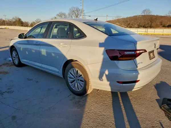 3VWC57BU3KM141312 2019 VOLKSWAGEN JETTA - Image 2