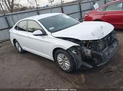 3VWC57BU3KM153363 2019 VOLKSWAGEN JETTA
