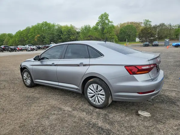 3VWC57BU3KM171202 2019 VOLKSWAGEN JETTA - Image 2