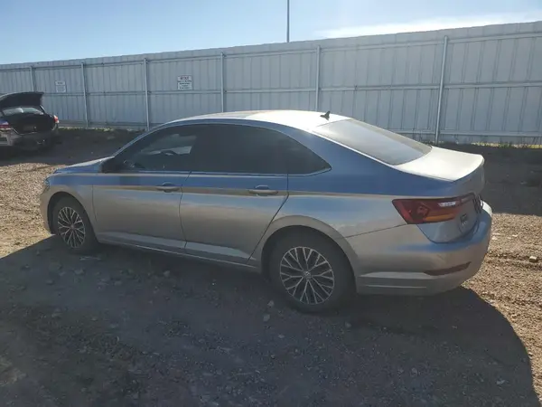 3VWC57BU3KM173810 2019 VOLKSWAGEN JETTA - Image 2