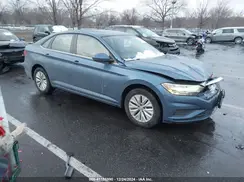 3VWC57BU3KM215232 2019 VOLKSWAGEN JETTA