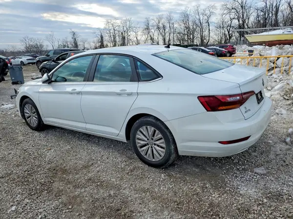 3VWC57BU3KM232810 2019 VOLKSWAGEN JETTA - Image 2
