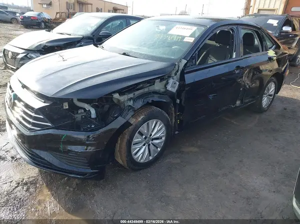 3VWC57BU3KM248201 2019 VOLKSWAGEN JETTA - Image 2