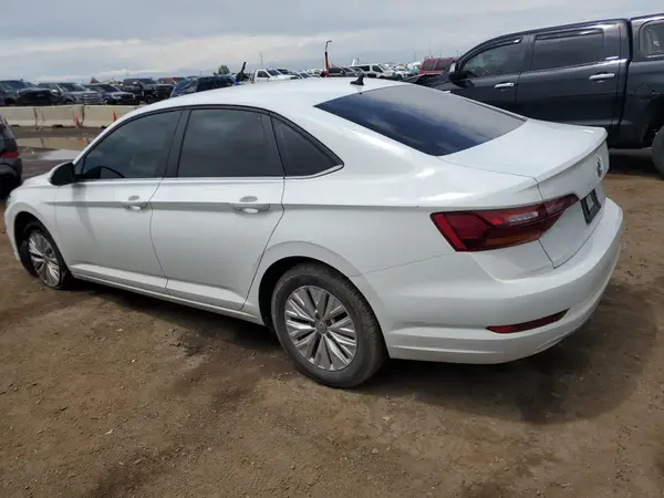 3VWC57BU3KM268531 2019 VOLKSWAGEN JETTA - Image 2