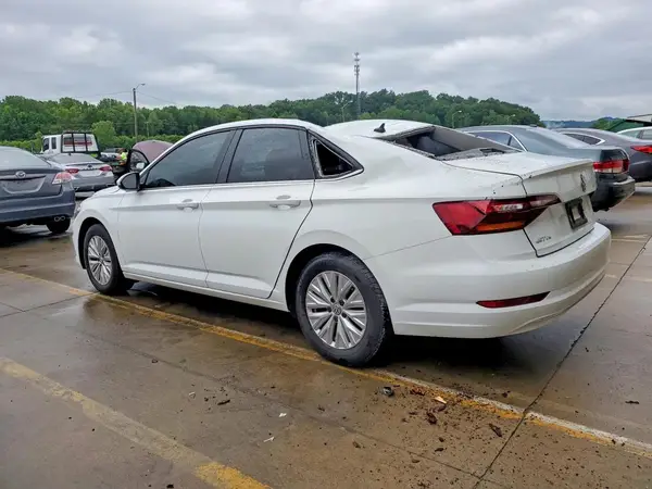 3VWC57BU3KM273616 2019 VOLKSWAGEN JETTA - Image 2