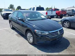 3VWC57BU3KM275589 2019 VOLKSWAGEN JETTA