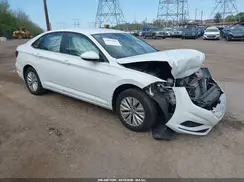 3VWC57BU3LM082697 2020 VOLKSWAGEN JETTA