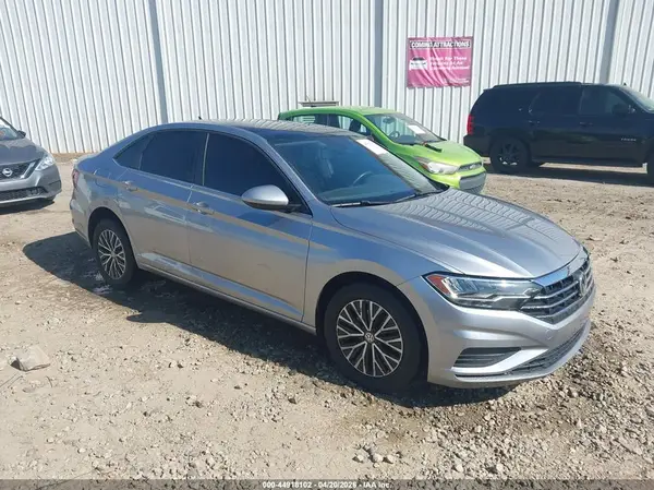 3VWC57BU3LM104424 2020 VOLKSWAGEN JETTA - Image 1