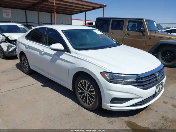 3VWC57BU3MM039012 2021 VOLKSWAGEN JETTA - Image 1