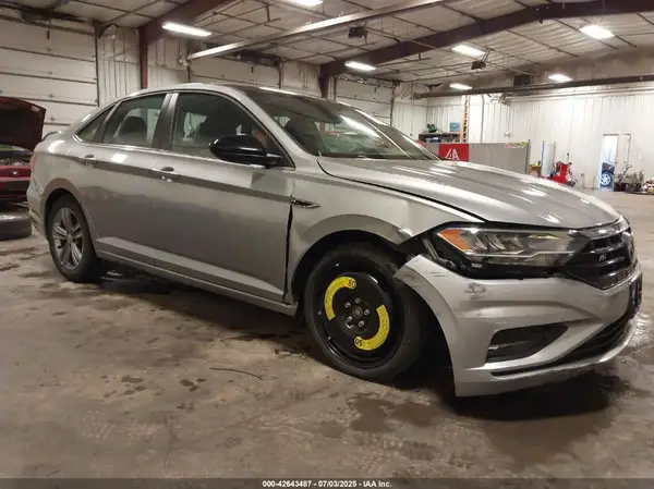 3VWC57BU3MM094091 2021 VOLKSWAGEN JETTA - Image 1