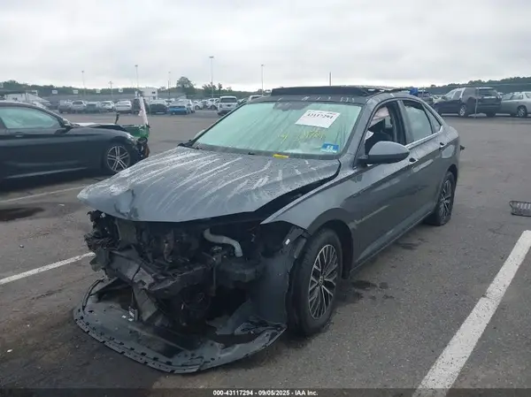 3VWC57BU4KM039467 2019 VOLKSWAGEN JETTA - Image 2