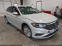 3VWC57BU4KM071559 2019 VOLKSWAGEN JETTA
