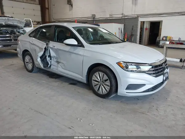 3VWC57BU4KM074221 2019 VOLKSWAGEN JETTA - Image 1