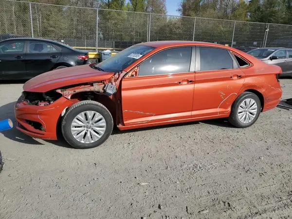 3VWC57BU4KM096011 2019 VOLKSWAGEN JETTA - Image 1