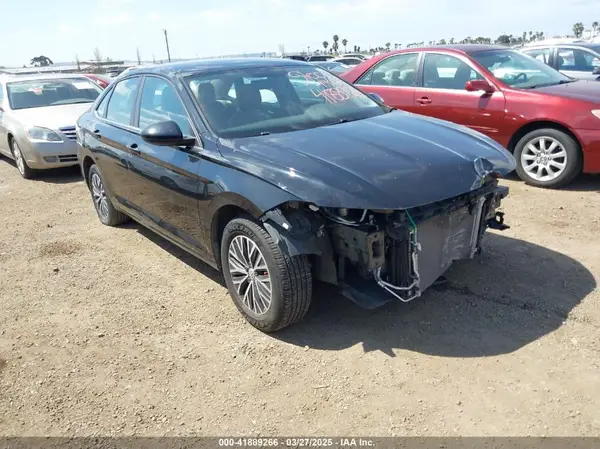 3VWC57BU4KM111719 2019 VOLKSWAGEN JETTA - Image 1