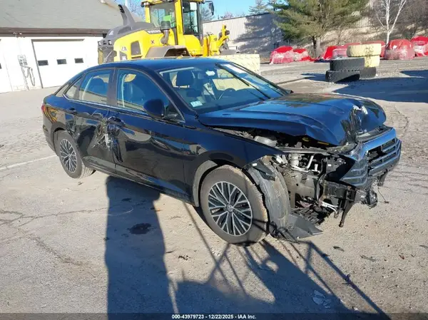 3VWC57BU4KM120369 2019 VOLKSWAGEN JETTA - Image 1