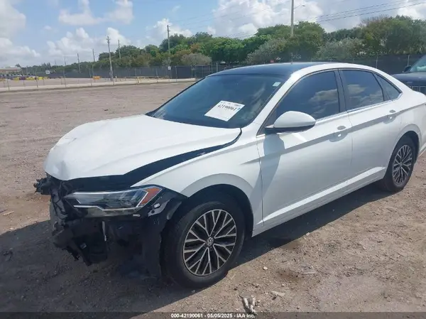 3VWC57BU4KM201713 2019 VOLKSWAGEN JETTA - Image 2