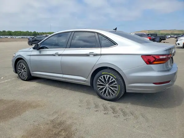 3VWC57BU4KM220150 2019 VOLKSWAGEN JETTA - Image 2