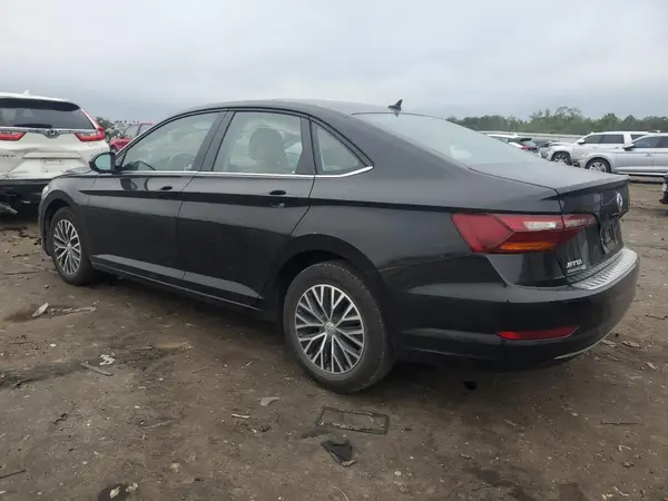 3VWC57BU4KM228118 2019 VOLKSWAGEN JETTA - Image 2