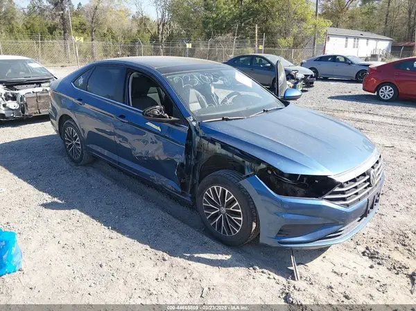3VWC57BU4KM231035 2019 VOLKSWAGEN JETTA - Image 1