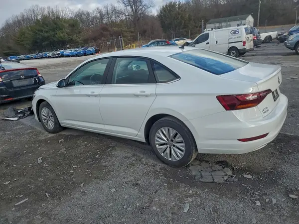 3VWC57BU4KM232444 2019 VOLKSWAGEN JETTA - Image 2