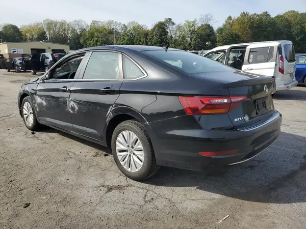 3VWC57BU4KM248093 2019 VOLKSWAGEN JETTA - Image 2