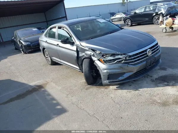 3VWC57BU4MM090678 2021 VOLKSWAGEN JETTA - Image 1